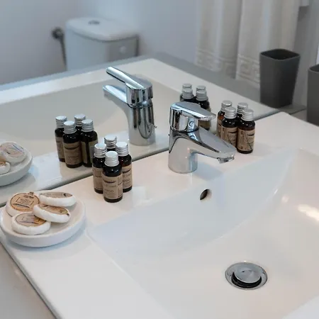 Anghelos 4* فاما فيكي