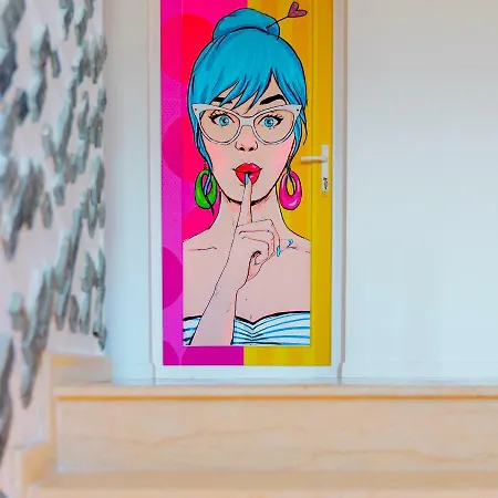 Anghelos فندق فاما فيكي