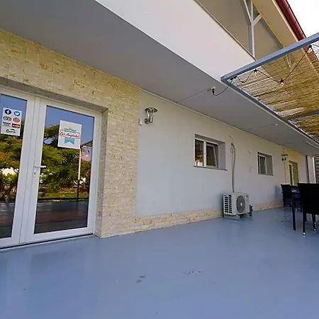 Anghelos ホテル 4*